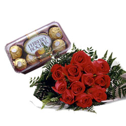 6 red roses, 16 pieces chocolates